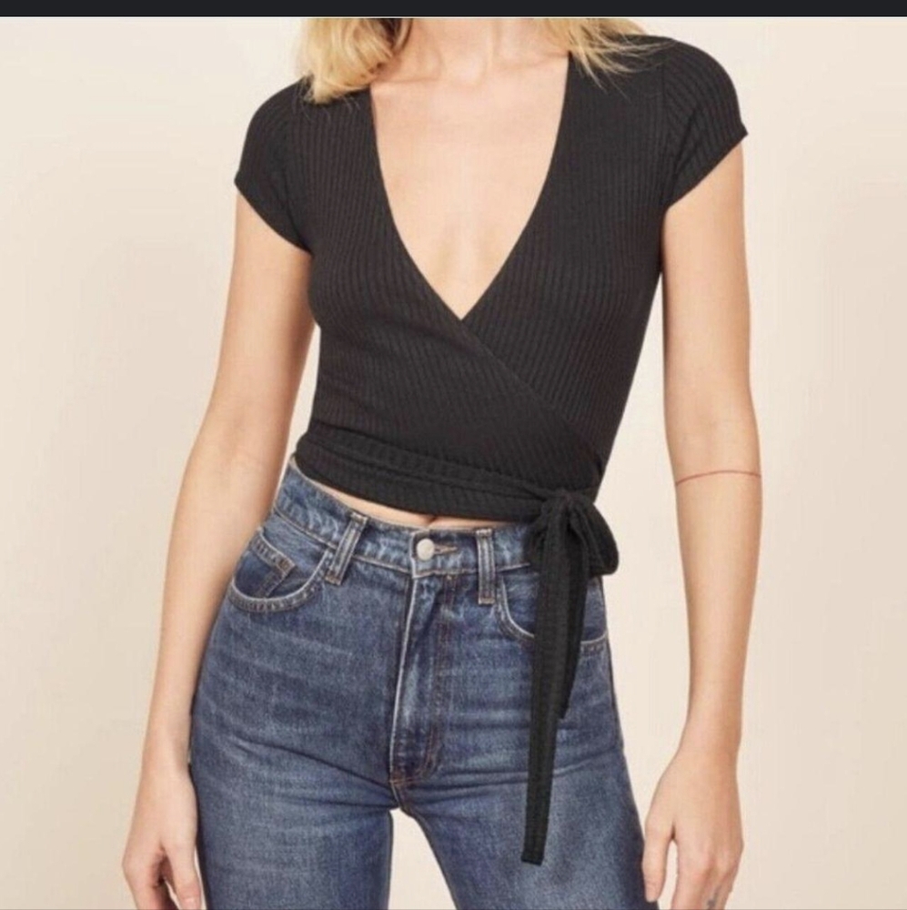 REFORMATION Flora Ribbed Wrap Tee - Picture 5 of 10